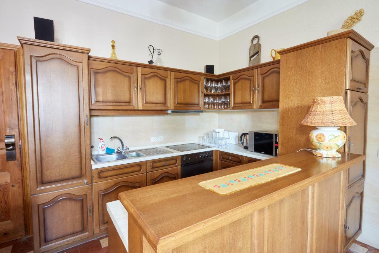 Sarok Vendeghaz Hotel Villany Luaran gambar